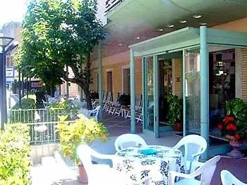 Hotel Elena Chianciano Terme 3*,