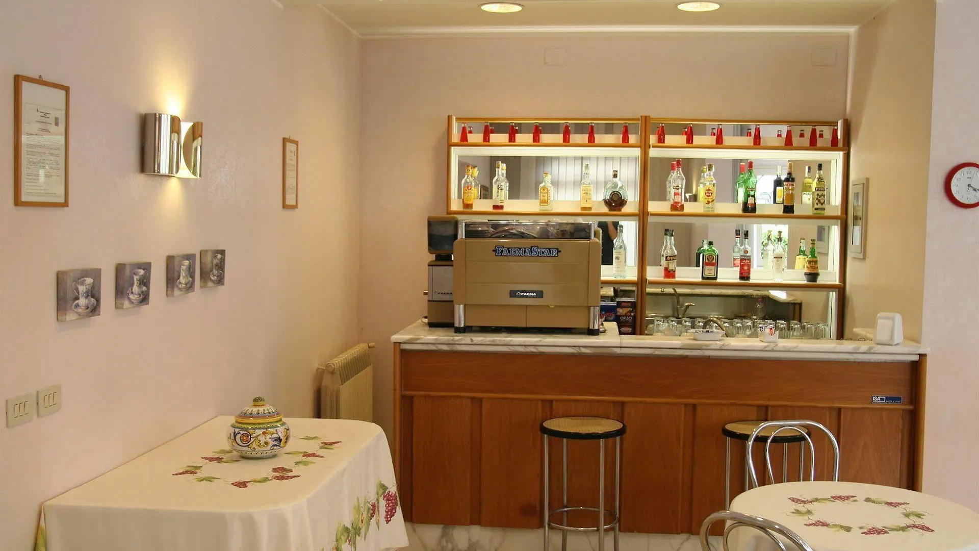 Hotel Elena Chianciano Terme 3*,  Ιταλία